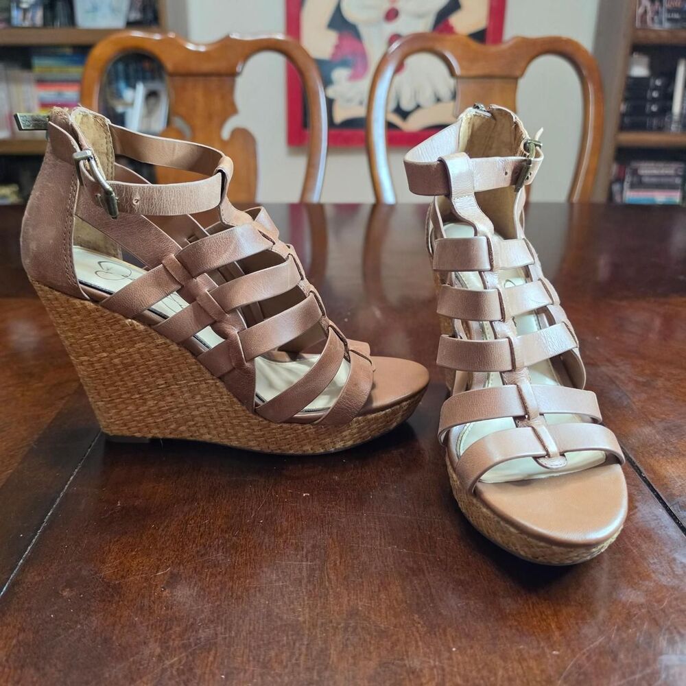 NWOT Jessica Simpson Tan Leather Wedge Strappy Sandals